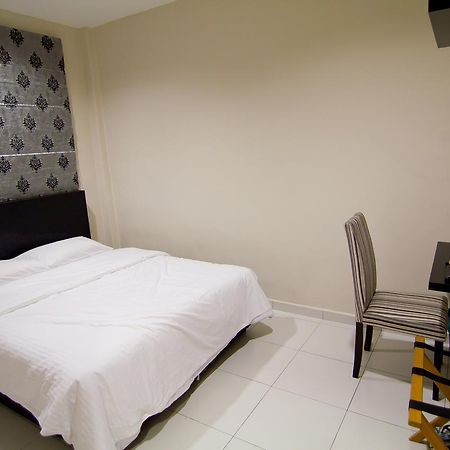 Melody Inn Hotel Kluang Exterior foto